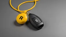 Каким жестом судья обозначает фол в нападении? Значение жестов судьи при фоле в нападении и персональном нарушении